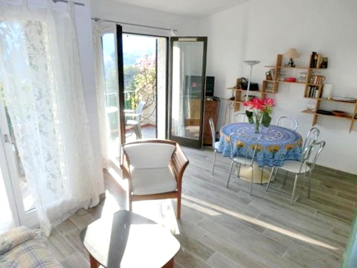 Studio A Theoule Sur Mer A 400 M De La Plage Avec Vue Sur La Mer Terrasse Amenagee Et Wifi Apartamento Exterior foto